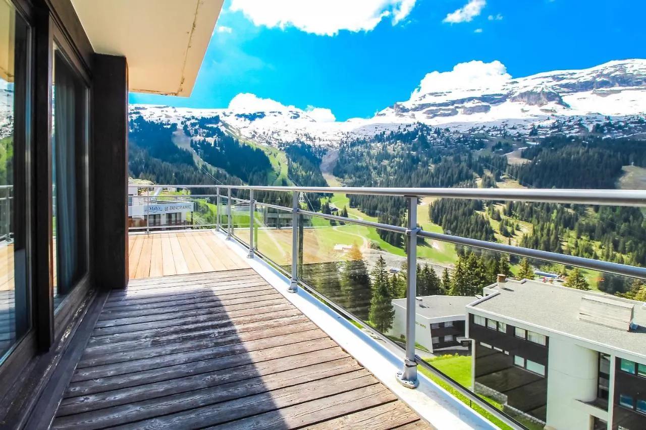 פליין Penthouse 3-Bedroom Apartment, Mountain Views, Large Terrasse, Piste Access