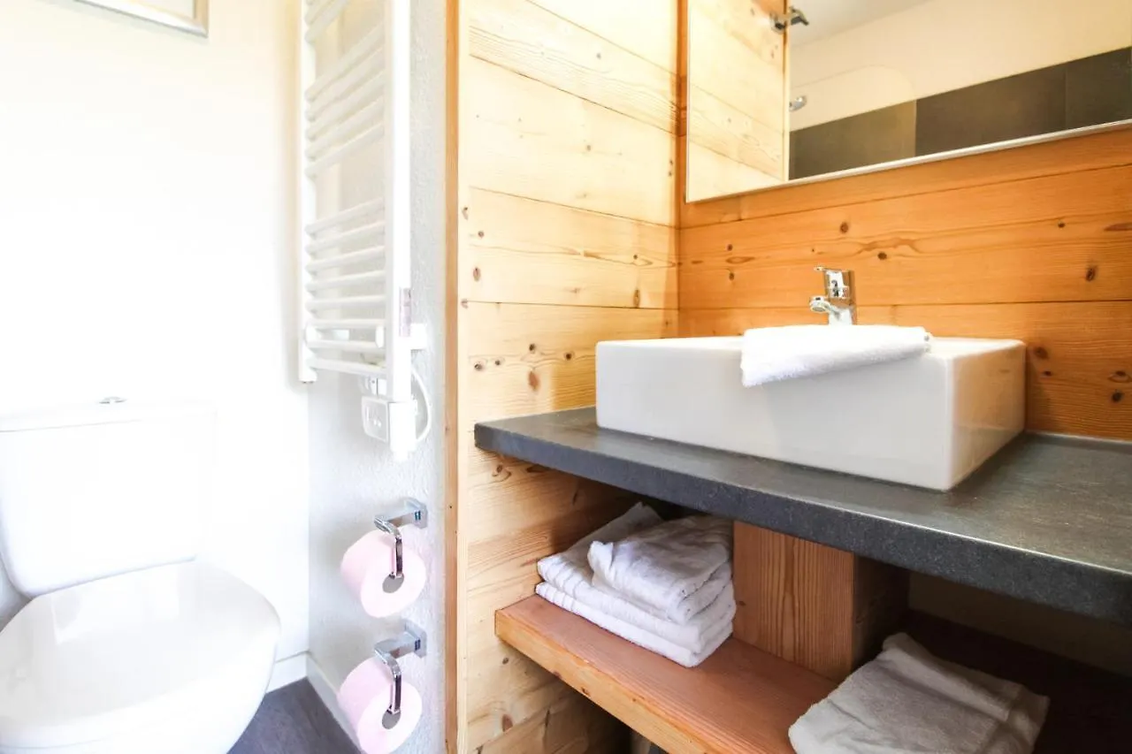 פליין Penthouse 3-Bedroom Apartment, Mountain Views, Large Terrasse, Piste Access 0*,