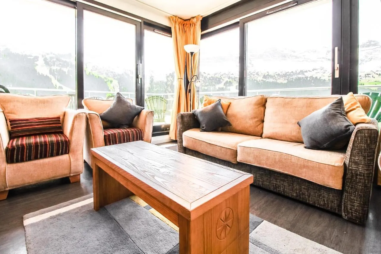 פליין Penthouse 3-Bedroom Apartment, Mountain Views, Large Terrasse, Piste Access